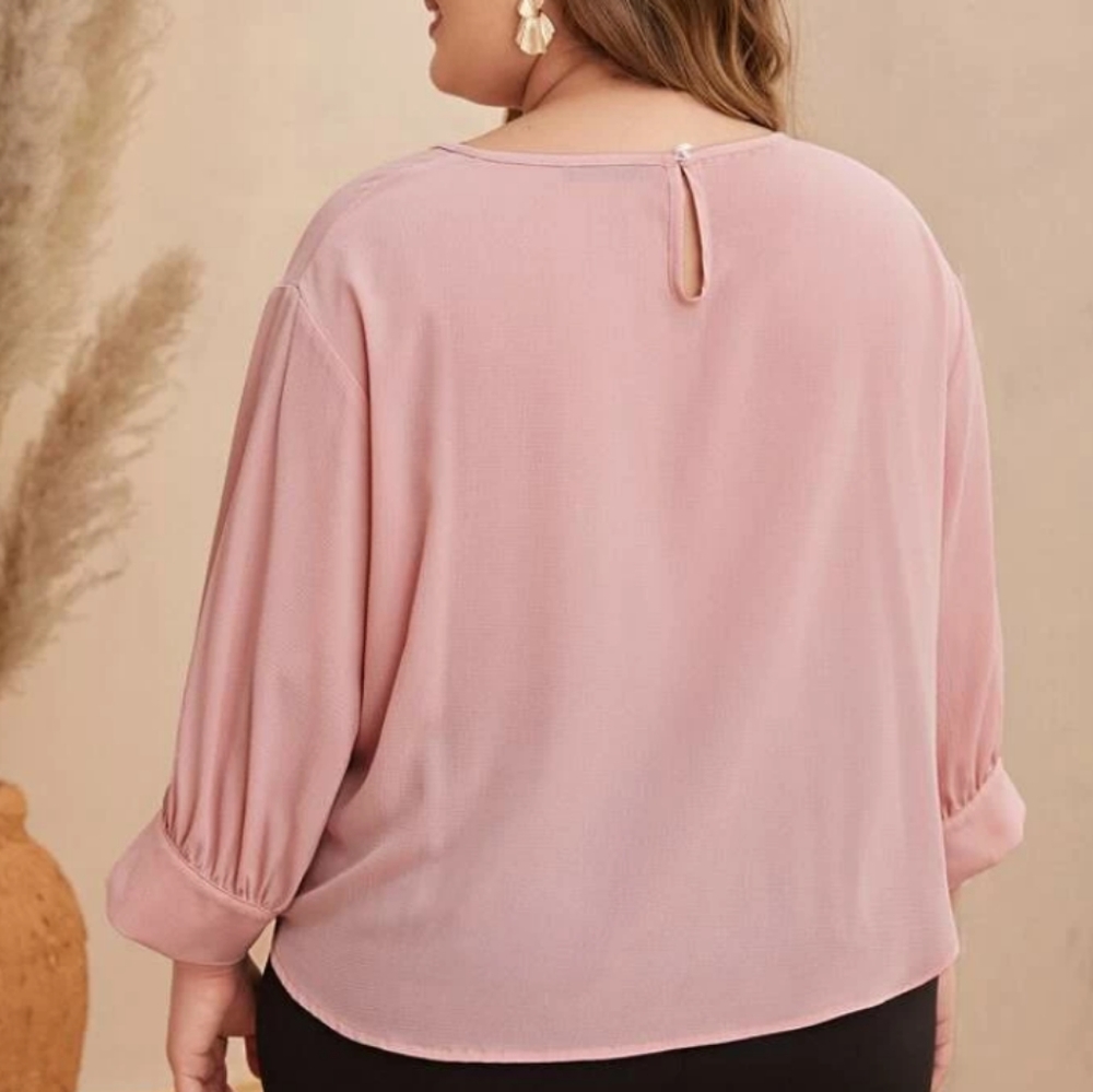 Clothes - Picture 2 of 3